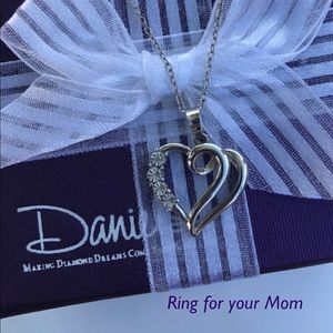 New Daniel Jewelers Mother's Pendant